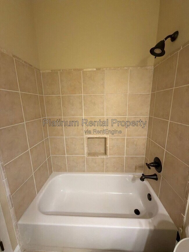 Building Photo - 8015 Wakehurst Pl
