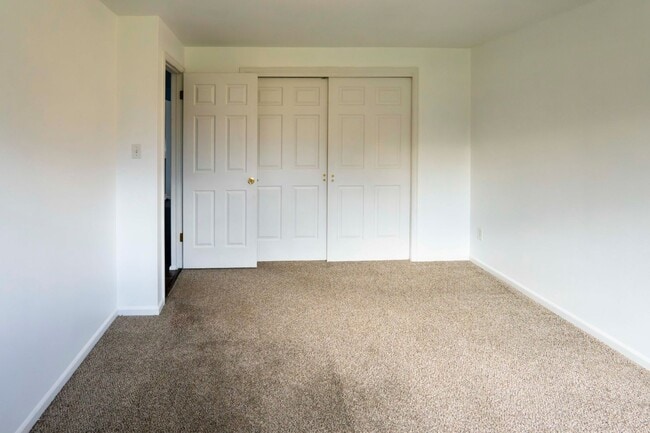 Building Photo - Spacious 3BR Duplex in Lakewood