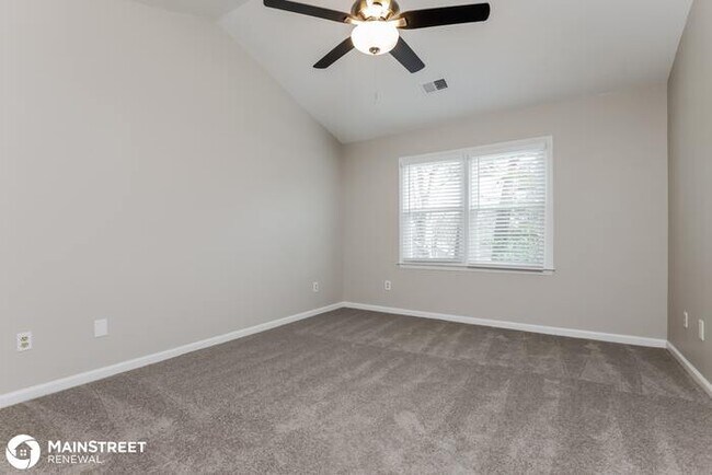Building Photo - 4712 Bivens Dr