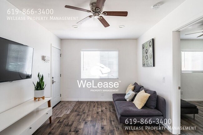 Building Photo - 4833 1/2 Lantana Drive-