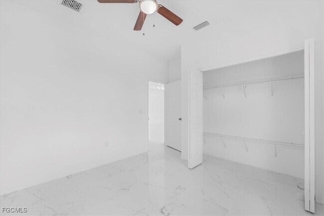 Building Photo - 1508 Hibiscus Ave