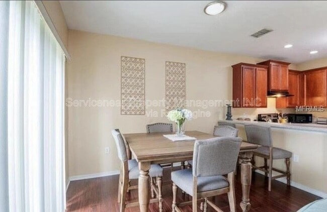 Building Photo - 8528 Sandpiper Ridge Ave