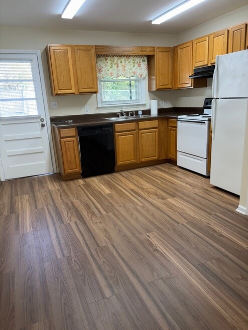 Building Photo - 8686 Bowden St