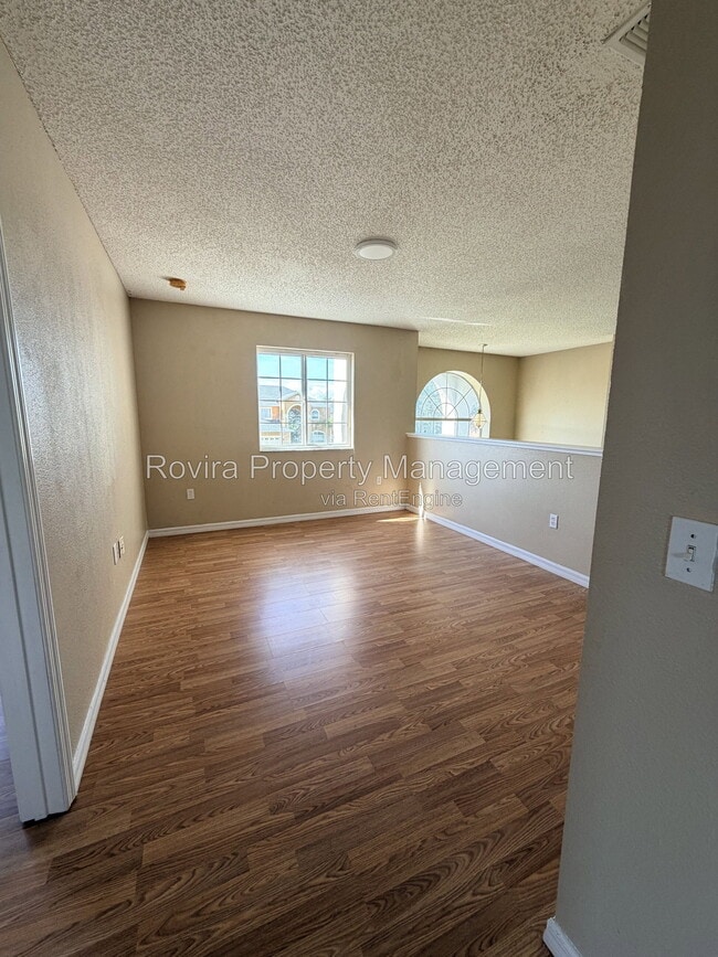 Building Photo - 2225 Rio Grande Canyon Loop