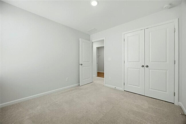 Building Photo - 111 Horned Owl Ave
