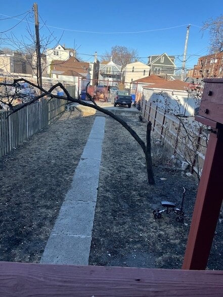 Building Photo - 1936 N Kimball Ave