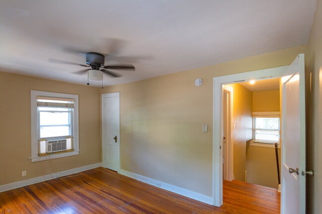 Building Photo - 26 Bagwell Ave