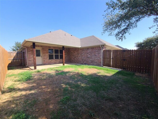 Building Photo - 1110 Avendale Dr