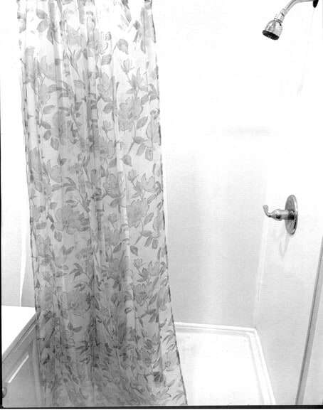Building Photo - 423 Quitman St