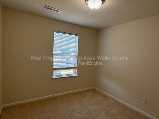 Building Photo - 1209 Sweetgrass St