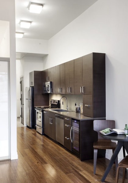 Building Photo - 375 Logan St