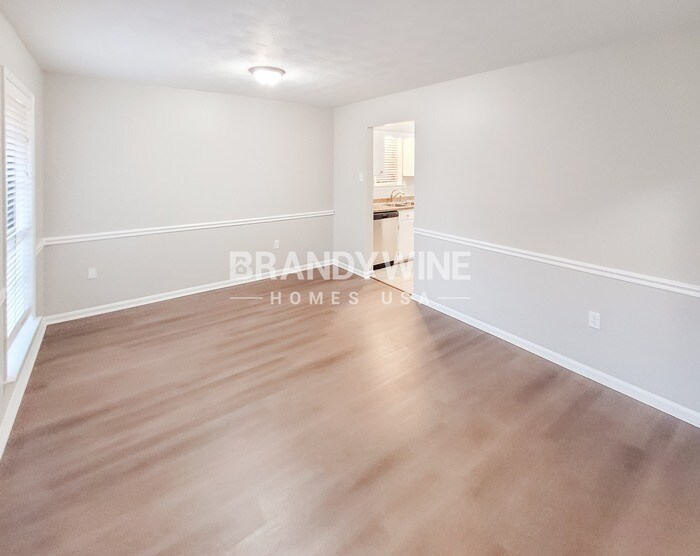 Building Photo - 6787 Spruce Hill Dr