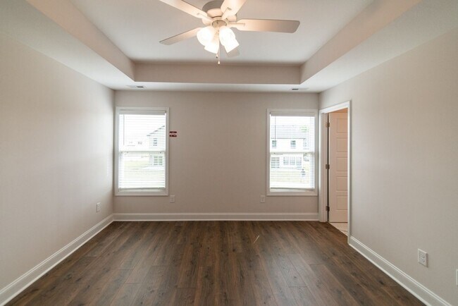 Building Photo - Gorgeous Single Family Home