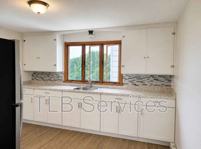 Building Photo - 1310 Pittston Ave