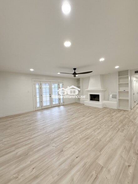 Primary Photo - 7507 E Highland Ave