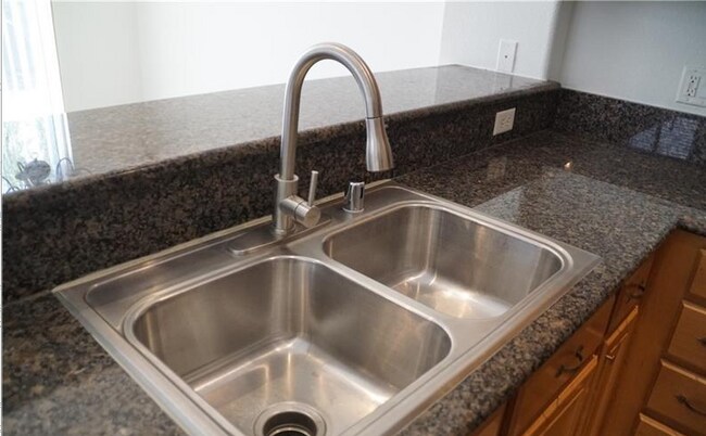 Building Photo - 8405 Lower Trailhead Ave