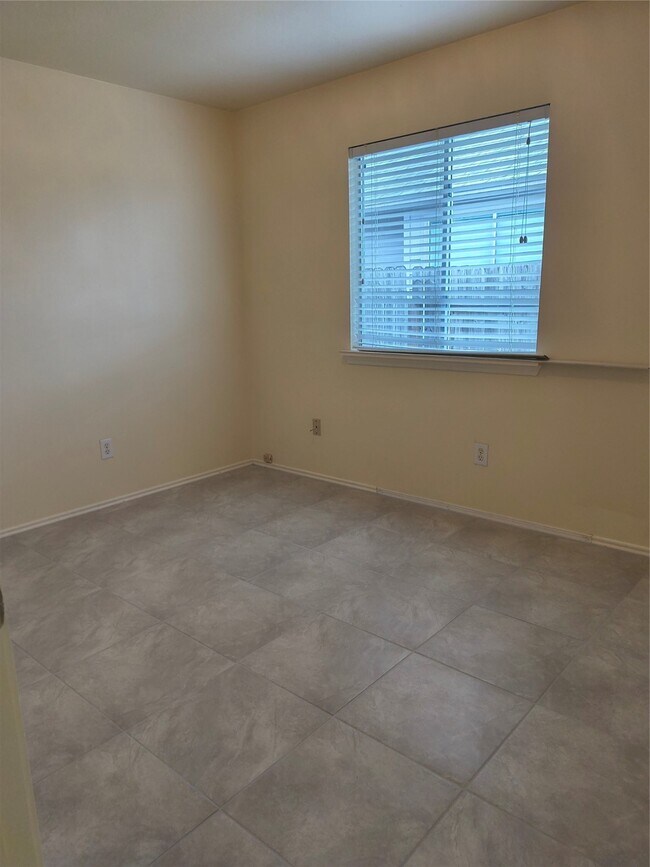 Building Photo - 11723 Berry Meadow Dr