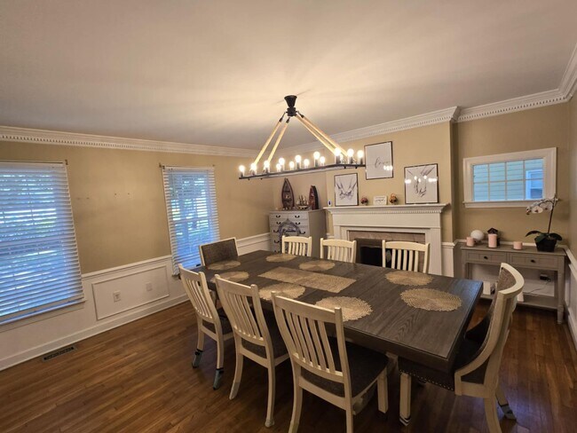 Building Photo - 32 Little Florida Road, Poquoson, VA - Ava...