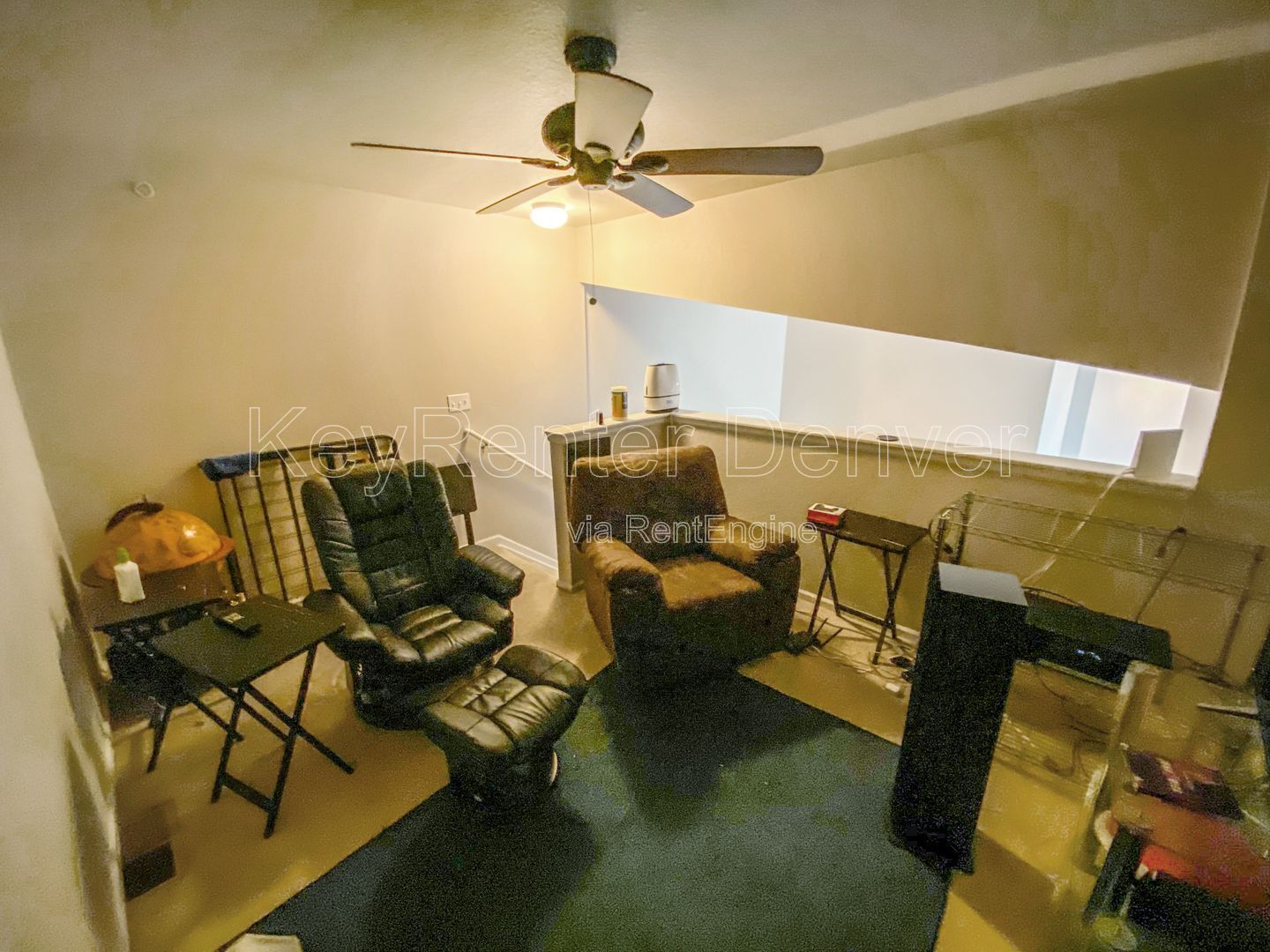 Building Photo - 9481 Mansfield Ave