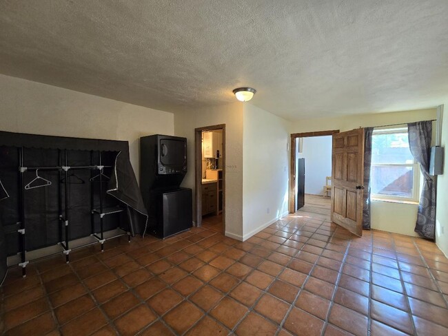 Building Photo - 1410 Zuni St