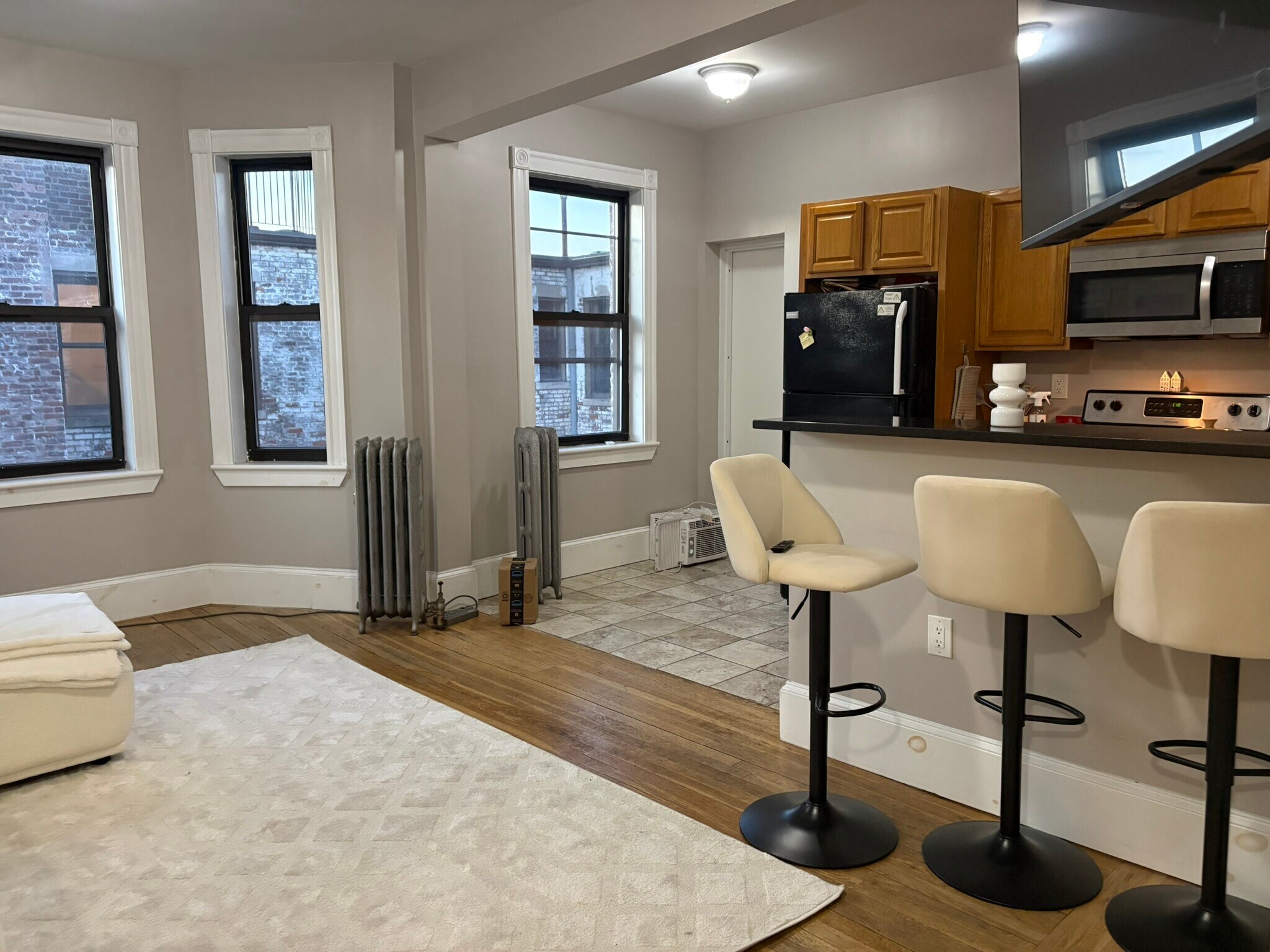 Building Photo - 1050 Commonwealth Ave