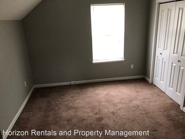 Building Photo - 2 br, 1 bath House - 4330 SE Harborton