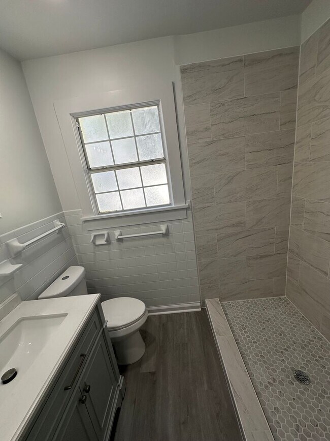 Building Photo - Luxury in Lockport-Newly Remodelled 4 Bedroom 2 Bath- $500 move in special!