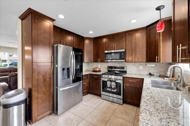 Building Photo - 68705 Tortuga Rd