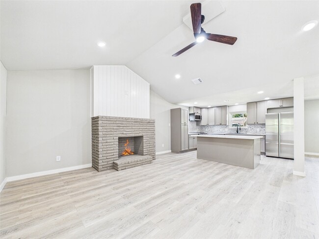 Building Photo - 135 Highland Terrace Dr