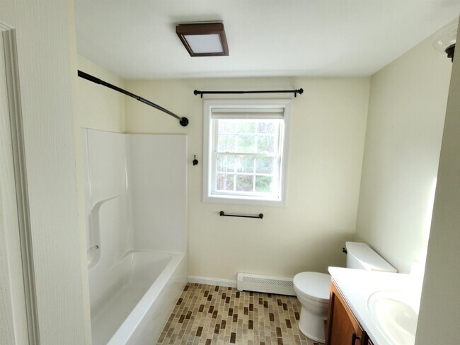 Building Photo - 28 Owens Dr