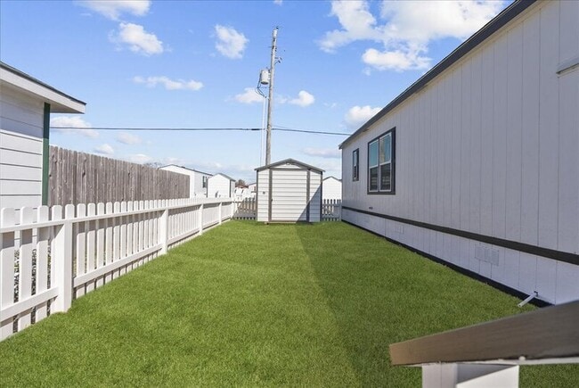 Building Photo - 5111 Caicos Calle