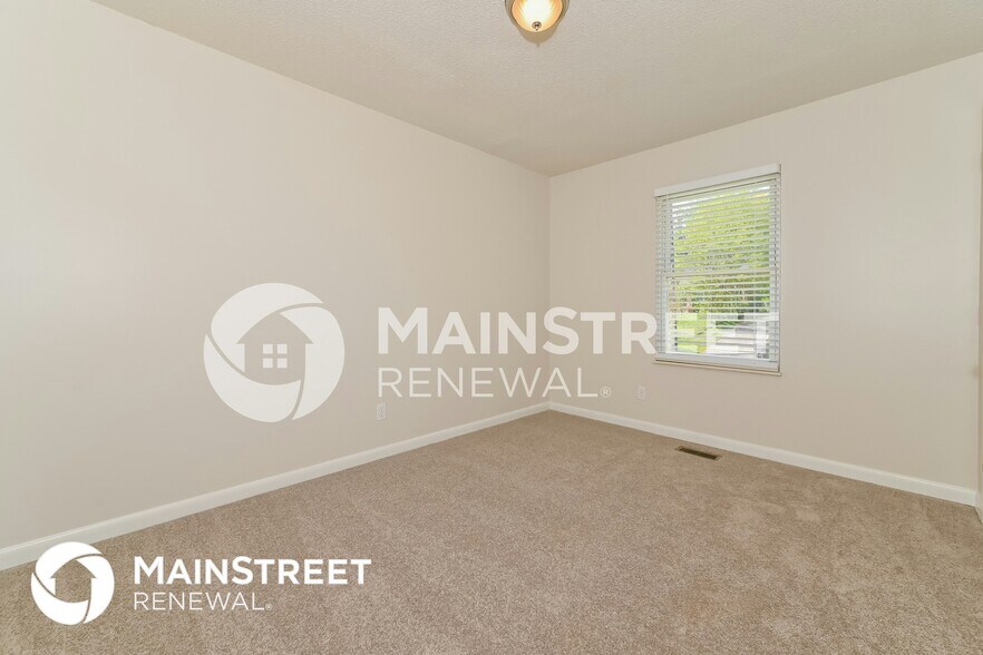 Building Photo - 5505 Malmsbury Rd NW