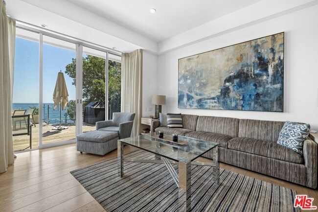 Building Photo - 24382 Malibu Rd