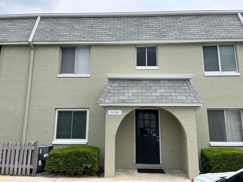 Building Photo - 525 Conway Rd