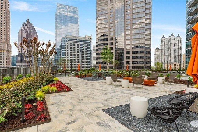 Building Photo - 1080 Peachtree St NE