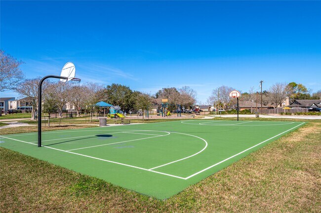 Building Photo - 311 Windward