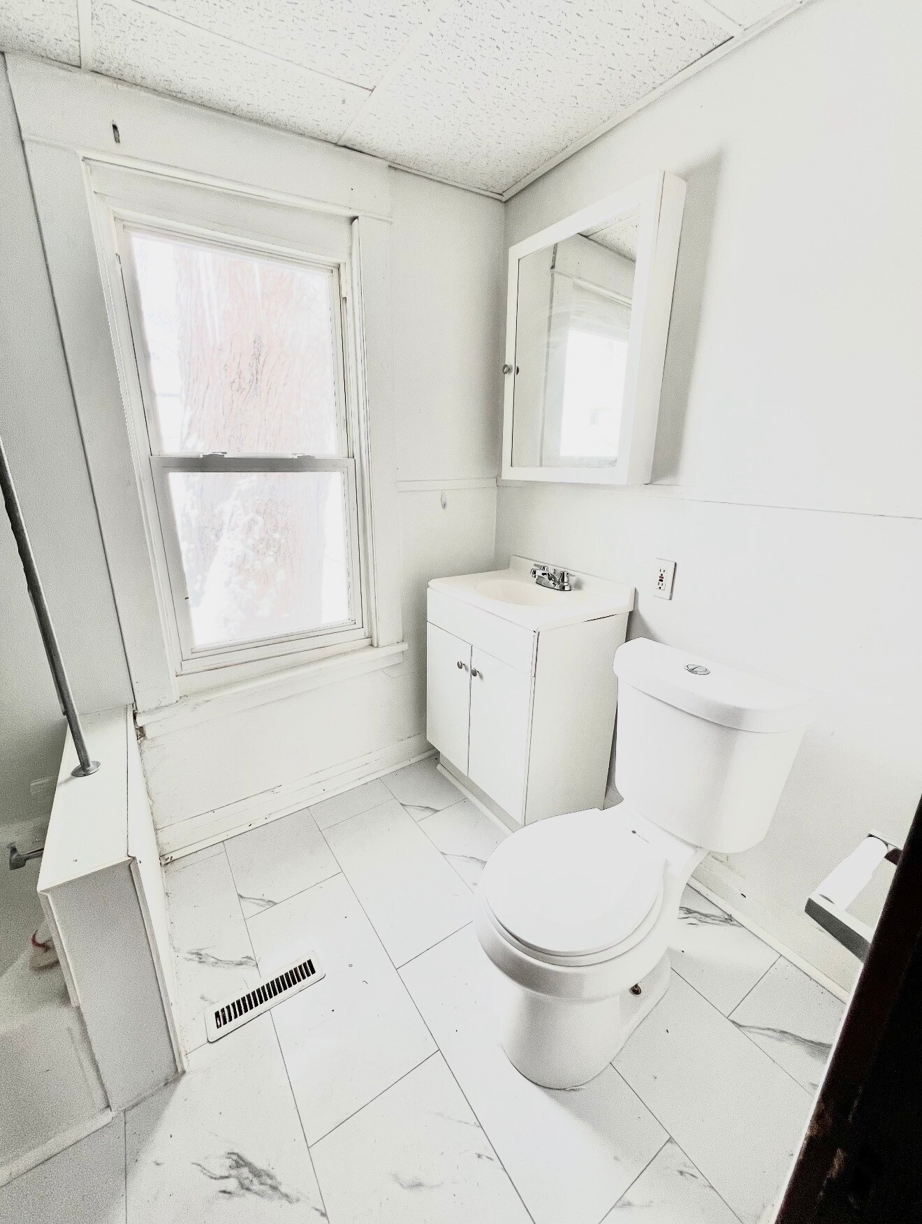 Building Photo - 65 Euclid Ave