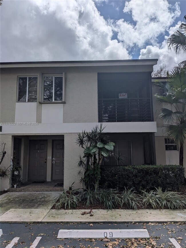 Building Photo - 108 Gardens Dr