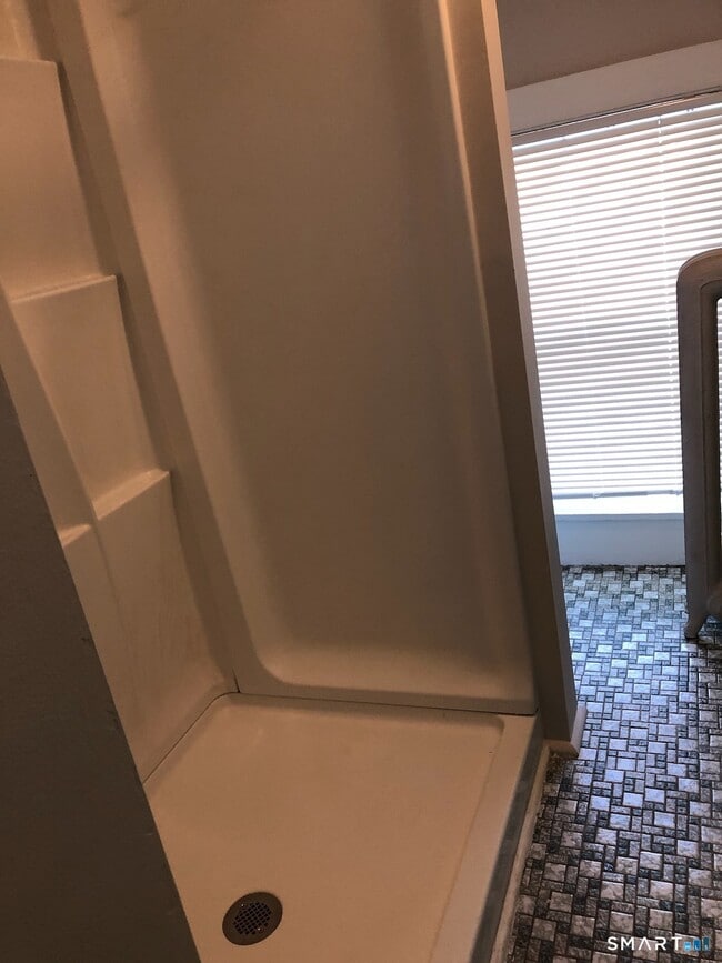 Building Photo - 23 Taylor St