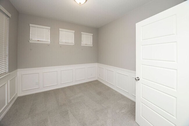 Building Photo - Beautiful Single-Family Home in a Great Location!