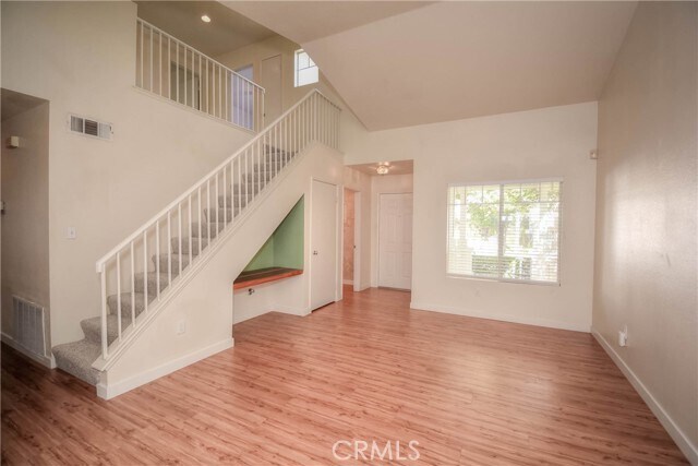 Building Photo - 554 Pointe Vista Ct