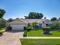 Building Photo - Elegant 4-Bed Winter Park Home with Oversized Hot Tub & Scenic Setting