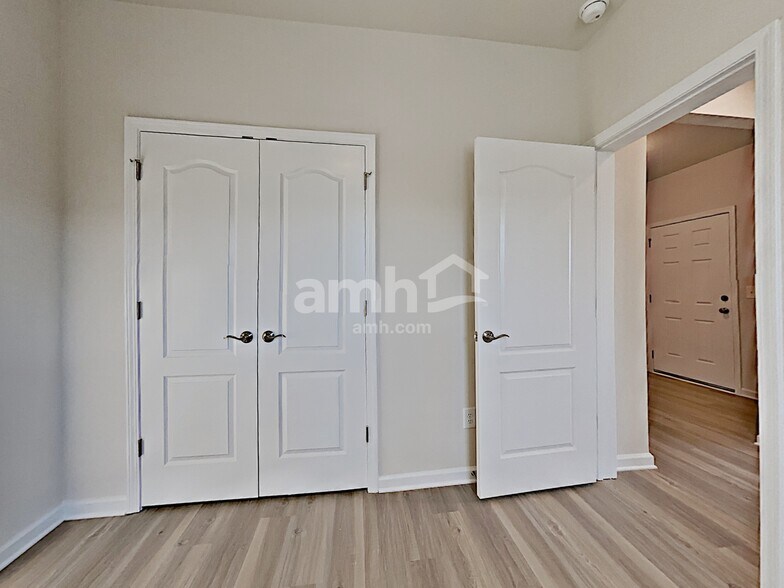 Building Photo - 14305 Cato Dr