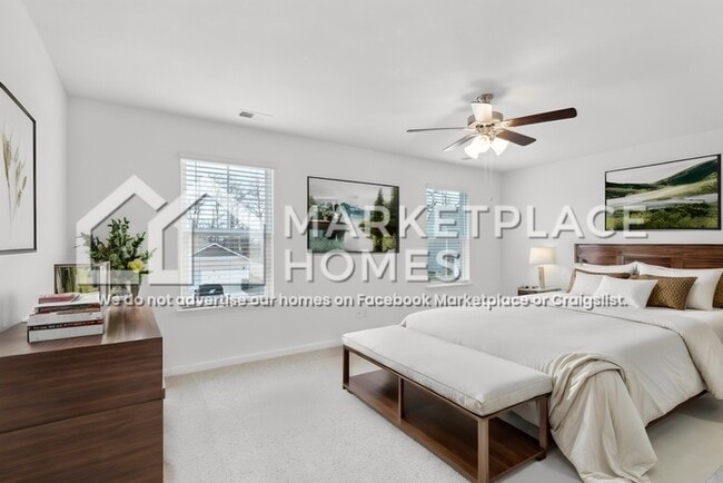 Building Photo - 1161 Ridge Parke