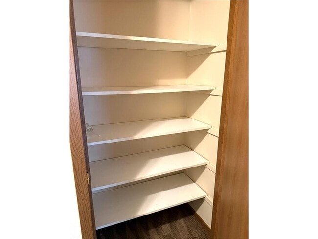 Building Photo - 1706 Lincoln Ave