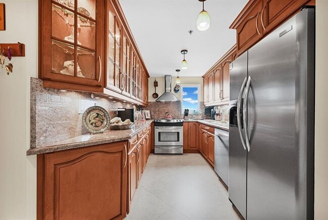 Building Photo - 3301 S Ocean Blvd