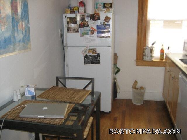 Building Photo - 97 Hancock St