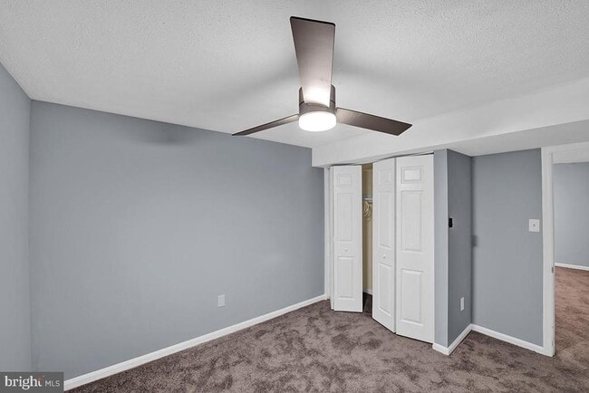 Building Photo - 801 High Plain Dr