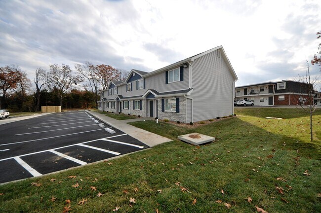 Building Photo - 210 Arlington Way