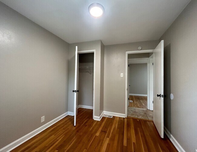 Building Photo - 1337 Odessa Dr